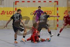 Lotto Bayern Hallencup - Finale - Lindenkreuzhalle Saison 2024/25 - FC Türk Sport Garching - Türk SV Ingolstadt - Maximilian Kalus schwarz Türk Sport Garching - Thomas Schreiner links schwarz Türk Sport Garching - Aurel Kuqanaj rot Türk Ing. - Foto: Meyer