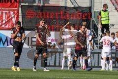 2.BL; FC Ingolstadt 04 - Fortuna Düsseldorf; Tor fürDüsseldorf, Enttäuschung bei Nassim Boujellab (8, FCI) Nils Roeseler (13, FCI) Peter Kurzweg (16, FCI) hinten feiert Düsseldorf Jubek