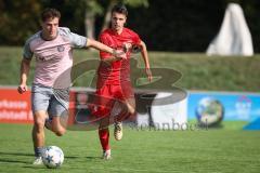 Kreisliga - Saison 2026/27 - SV Zuchering - VFB Eichstätt II - Florian Meier rot Zuchering - Samuel Schmid rosa Eichstätt II  - Foto: Meyer Jürgen