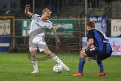 3. Liga; SV Waldhof Mannheim - FC Ingolstadt 04; Zweikampf Kampf um den Ball Tobias Bech (11, FCI) Wagner Fridolin (8 WM)