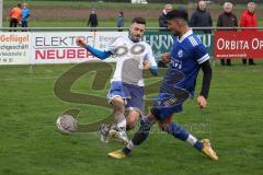 Kreisliga - Saison 2022/2023 - Sv Hundszell - TSV Ober/Unterhaunstadt - Manuel Wittmann weiss Hundszell - Enes Erdogan blau Oberh.stadt - Foto: Meyer Jürgen