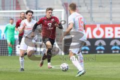 3. Liga - FC Bayern 2 - FC Ingolstadt 04 - Patrick Sussek (37, FCI) Ontuzans Daniels (30 FCB) Lungwitz Alexander (15 FCB)