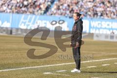 3. Liga; FC Hansa Rostock - FC Ingolstadt 04; an der Seitenlinie, Spielerbank Cheftrainerin Sabrina Wittmann (FCI)