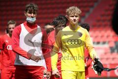 Im Bild: Julian Bock (TW #22 FCI B-Junioren

Fussball - B-Junioren - Relegation 2021  - FC Ingolstadt 04 - SSV Jahn Regensburg -  Foto: Ralf Lüger/rsp-sport.de