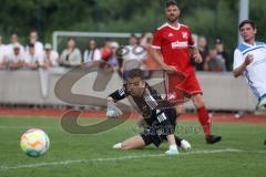 Relegation - Saison 2022/2023 - TSV Baar/Ebenhausen - TV Münchsmünster - Tobias Schmid weiss Münchsmünster mit einer Torchance - Markus Schemmel Torwart Ebenhausen - Foto: Meyer Jürgen