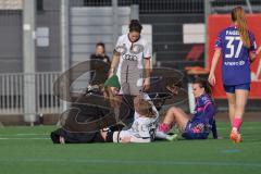 2. Bundesliga Frauen - Saison 2025/26 - FC Ingolstadt 04 Frauen - FSV Mainz - Nina Penzkofer (Nr.29 - FC Ingolstadt Frauen I) verletzt am Boden - XXXXX - Foto: Meyer Jürgen