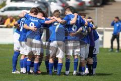 Kreisklasse - Saison 2025/26- TSV Großmehring - SV Oberstimm-  -  TSV Großmehring die Mannschaft bildet einen Kreis vor dem Spiel -  - XXXXX - Foto: Meyer Jürgen
