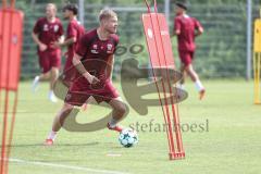 3. Liga; FC Ingolstadt 04 - Trainingsauftakt nach Sommerpause; Neuzugang  Lars Lokotsch (13, FCI)