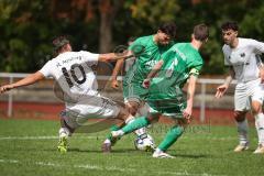 Kreisklasse - Saison 2026/27- TSV Lenting - FC Arnsberg-  - Marco Maier weiss Arnsberg #10 - Albijan Musliu grün Lenting - Foto: Meyer Jürgen