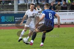 Kreisliga - Saison 2022/2023 - TSV Gaimersheim - FC Sandersdorf - Manuel Bittlmayer weiss Gaimersheim - Michael Detling  blau Sandersdorf - Foto: Meyer Jürgen