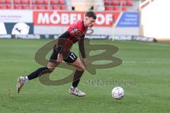 3. Liga; FC Ingolstadt 04 - Borussia Dortmund II; Calvin Brackelmann (17, FCI)