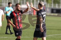 Testspiel ; 3. Liga; FC Ingolstadt 04 - VfR Mannheim; Tor Jubel Treffer Dennis Borkowski (7, FCI) mit Yannick Deichmann (20, FCI)