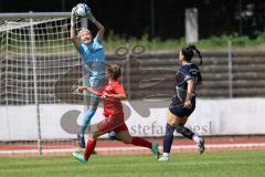 DFB - Pokal Frauen 1. Runde - Saison 2023/2024 - FC Ingolstadt 04 - FC Carl Zeiss Jena - Sarah Schauer (Nr.18 - FCI Frauen) mit einer Torchance - Janning Jasmin Torwart Jena - Foto: Meyer Jürgen