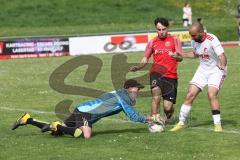 A-Klasse - Saison 2023/24 - FC Hepberg - TV 1861 Ingolstadt - Rafael Medina Delgado weiss Hepberg - Angelo Boharu rot 1881 Ing. - Jürgen Kury Torwart Hepberg - Foto: Meyer Jürgen