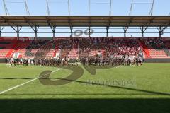 2. Bundesliga Frauen - Saison 2025/26 - FC Ingolstadt 04 Frauen - SC Sand - Die Spielerinnen auf dem Spielfeld - Kulisse - Fans - XXXXX - Foto: Meyer Jürgen