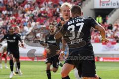 3. Liga; Rot-Weiss Essen - FC Ingolstadt 04; Tor Jubel Treffer Tobias Bech (11, FCI) mit Pascal Testroet (37, FCI)