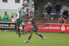 Landesliga - Saison 2025/26 - SV Manching - TSV Jetzendorf - Maximilian Eberwein (Nr.4 - SV Manching) - Stefan Stöckl grau Jetzendorf - Foto: Meyer Jürgen