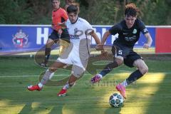 Landesliga - Saison 2026/27 - SV Manching - VFR Neuburg - Vincent Amann (Nr.5 - SV Manching) - Bauer Philippe weiss Neuburg - Foto: Meyer Jürgen