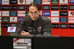 2.BL; FC Ingolstadt 04 - Training, neuer Cheftrainer Rüdiger Rehm, Pressekonferenz, Cheftrainer Rüdiger Rehm (FCI) nachdenklich