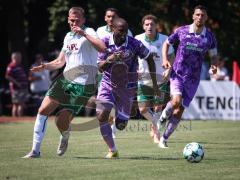Testspiel - Saison 2026/27 - VFB Eichstätt - FC Ingolstadt 04 - Joseph Ganda (Nr.16 - FCI) - Daniel Hofrichter (Nr.8 - VFB Eichstätt) - Foto: Meyer Jürgen