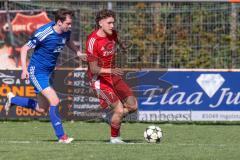 Kreisklasse - Saison 2024/25- Türk SV Ing - FC Arnsberg - Enis Kuqanaj rot Türk SV - Bernd Lechermann blau Arnsberg - Foto: Meyer Jürgen