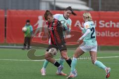 2. Bundesliga Frauen - Saison 2025/26 - FC Ingolstadt 04 Frauen - SG Andernach - Leonie Haberäcker (Nr.27 - FC Ingolstadt Frauen I) - Schuhmacher Magdalena grün Andernach  mitte - Pfeiffer Isabell grün Andernach  - Foto: Meyer Jürgen