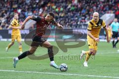 3. Liga; FC Ingolstadt 04 - SG Dynamo Dresden; Marcel Costly (22, FCI) Kraulich Tobias (33 DD)