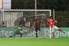 3. Liga; TSV Havelse - FC Ingolstadt 04; Tor Jubel Treffer 1:0 Elfmeter Kolgeci Besfort (4 Havelse) Torwart Markus Ponath (1, FCI) Simon Lorenz (32, FCI)
