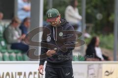 Landesliga - Saison 2025/26 - SV Manching - FC Memmingen II - Cheftrainer Cüneyt Köz (SV Manching) nach dem 0:1 Treffer - XXXXX - Foto: Meyer Jürgen
