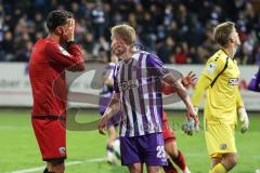 3. Liga; VfL Osnabrück - FC Ingolstadt 04; Torchance verpasst Fredrik Carlsen (8, FCI) ärgert sich Wiemann Niklas (25 VFL) Torwart Jonsson Lukas (21 VFL)