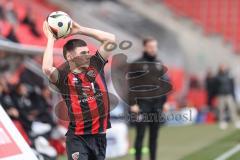 3. Liga; FC Ingolstadt 04 - SV Sandhausen; Einwurf Felix Keidel (43, FCI)