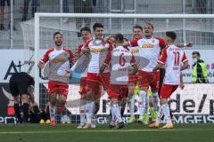 2.BL; FC Ingolstadt 04 - SSV Jahn Regensburg; Tor Jubel Treffer 0:3, Kaan Caliskaner (10 SSV) Benedikt Saller (6 SSV) Joël Zwarts (27 SSV) Konrad Faber (11 SSV) Jan Elvedi (33 SSV)