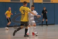 Hallenturnier MTV Ingolstadt - Saison 2025/26 - Reichertshofen - TSV Lichtenau - Fabian Christl gelb Lichtenau  - Mentor Haliti weiss Reichertshofen - Foto: Meyer Jürgen