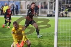 3. Liga; TSV 1860 München - FC Ingolstadt 04; Elfmeter Jannik Mause (7, FCI) mit dem Anschlusstreffer zum 2:1, Tor Jubel Treffer Hiller Marco (1 TSV)