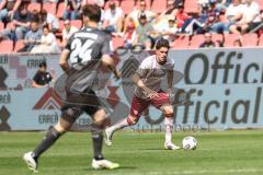 3. Liga; FC Ingolstadt 04 - VfL Osnabrück; Dennis Kaygin (10, FCI) Müller Jannik (24 VFL)