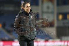 3. Liga; Arminia Bielefeld - FC Ingolstadt 04; vor dem Spiel Cheftrainerin Sabrina Wittmann (FCI)