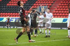 2.BL; FC Ingolstadt 04 - SV Darmstadt 98; Tor Chance verpasst, Patrick Schmidt (32, FCI) Merlin Röhl (34, FCI) ärgern sich