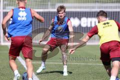 3. Liga; FC Ingolstadt 04 - Trainingsauftakt, erstes Training nach der Sommerpause; Frederik Christensen (11, FCI)