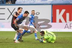 2.BL; Hansa Rostock - FC Ingolstadt 04; Peter Kurzweg (16, FCI) kommt zu spät Torwart Markus Kolke (1 HR) hält sicher