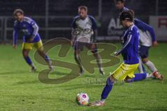 2023_11_17 - Kreisklasse - Saison 2023/24 - TSV Etting - TSV Ing. Nord - Tunahan Aydin blau Ingolstadt Nord auf verschiesst den Elfmeter - Foto: Meyer Jürgen