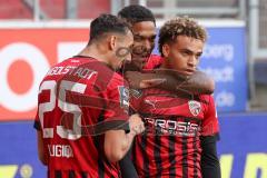 3.Liga - Saison 2022/2023 - FC Ingolstadt 04 -  SV Meppen - Der 3:1 Führungstreffer durch Jalen Hawkins (Nr.20 - FCI)  - jubel - Justin Butler (Nr.31 - FCI) - Arian Llugiqi (Nr.25 - FCI) - Foto: Meyer Jürgen