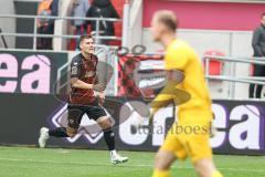 3. Liga; FC Ingolstadt 04 - Rot-Weiss Essen; Tor Jubel Treffer 1:0 Jonas Scholz (15, FCI) Torwart Golz Jakob (1 RWE)