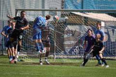 Kreisliga - Saison 2026/27 - SV Hundszell - SV Menning - Marc Zimmer TW Menning - Christoph Handl blau Hundszell - Foto: Meyer Jürgen