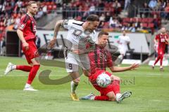 3. Liga; FC Viktoria Köln - FC Ingolstadt 04; Zweikampf Kampf um den Ball Patrick Schmidt (9, FCI) Michael Schultz (3 Köln)