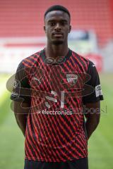 Donald Nduka (27, FCI) ; FC Ingolstadt 04;
3.Liga, Porträttermin 2023/2024