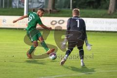 Bezirksliga - Saison 2022/2023 - SV Manching  - VFB Eichstätt II - Porfyriadis Anastasios (Nr.19 - SV Manching) mit einer Torchance - Max Dörfler Torwart Eichstätt - - Foto: Meyer Jürgen