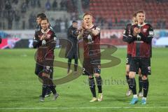 2.BL; FC Ingolstadt 04 - Erzgebirge Aue; nach dem Spiel Sieg Jubel Freude Spieler bedanken sich bei den Fans Michael Heinloth (17, FCI) Christian Gebauer (22, FCI) Andreas Poulsen (2, FCI)