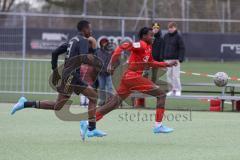 U 14 (C-Jun.) Förderliga BuLi/NLZ -  Saison 2021/2022 - FC Ingolstadt 04 - FC Bayern München - Elem Apemegno rot FCI - Foto: Meyer Jürgen