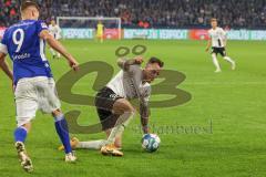 2.BL; FC Schalke 04 - FC Ingolstadt 04; Patrick Schmidt (32, FCI) Terodde Simon (9 S04) Zweikampf