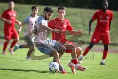 Kreisliga - Saison 2026/27 - SV Zuchering - VFB Eichstätt II - Leander Friedl rot Zuchering - Reybek Khashumov rosa Eichstätt II  - Foto: Meyer Jürgen